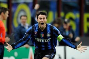 Gol Pertama Zanetti dalam 12 Tahun
