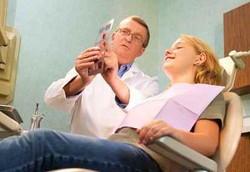 Pertanyaan Wajib Saat ke Dokter Gigi