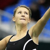 Azarenka Gantikan Serena