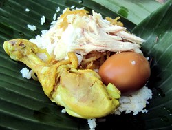 Nasi Liwet di Jalan K.S Tuban, Solo