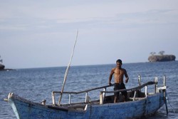 Sewa Kapal Penyebrangan ke Pulau Ular