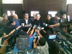 MA Siap Periksa Aduan Panda Nababan Soal Hakim Tipikor