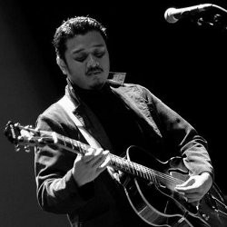 Alasan Ade Paloh Tinggalkan Band Sore