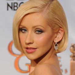 Christina Aguilera Bantah Gosip Bercerai Karena Lesbian