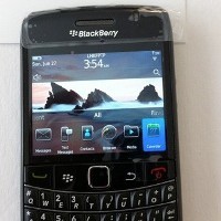 RIM Katrol Kemampuan Onyx Lewat Bold 9780