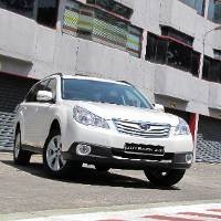 Subaru Outback 2.5i, Tenaga Oke, Sayang Fitur Kurang