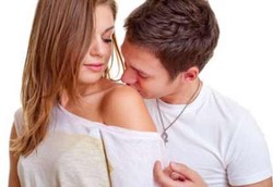 Kenapa Beda Bau Badan? Wanita Bau Bawang, Pria Bau Keju