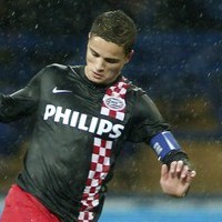 Afellay Menuju Pintu Keluar PSV