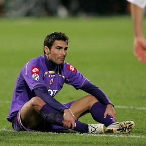 Mutu Dituduh Serang Pelayan