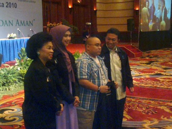 Bintang KCB dan Igor Saykoji Jadi Duta Internet Sehat