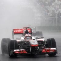 Button Tak Akan Berhenti Berjuang