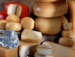 Hitung Kalori Keju Favorit Anda!