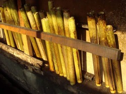 Harum Ayam yang Dimasak dalam Bambu