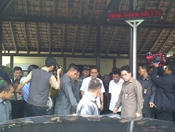 Wapres: Minta Doa kepada Mbah Marijan Ya 