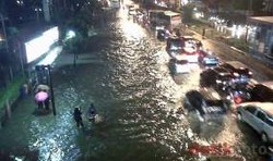 Cerita Horor Tentang Jakarta yang Porak Poranda Semalam