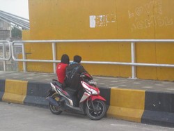 Tangan-Tangan Jahil di Jembatan Barito