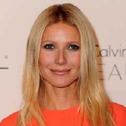 Gwyneth Paltrow Melompat ke Country Music Awards