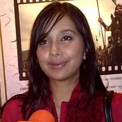 Dihina Anak Pejabat Militer, Ayu Azhari Tak Mau Lapor Polisi