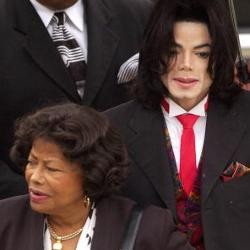 Keluarga Bangkrut, Konser Kenang Michael Jackson Siap Digelar