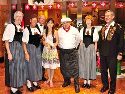 Java Suguhkan Hidangan Dari Puncak Eropa