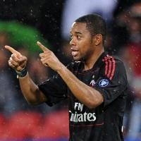 Robinho-Ibra Bawa Milan ke Posisi Dua