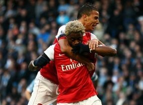 Arsenal Berat, MU Ringan