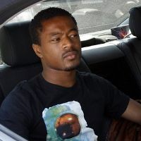 Evra Tak Sabar Berbaju Prancis Lagi