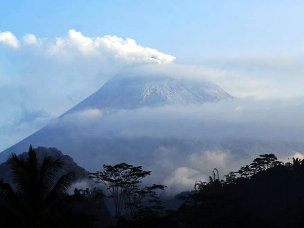 Merapi Pasca Meletus