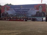 Sertijab Kapolri dari BHD ke Timur Pradopo