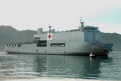 TNI AL Kirim Kapal Rumah Sakit ke Mentawai 