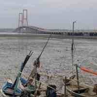 Jalan Akses Menuju Suramadu Dipasang Polisi Tidur