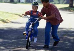 Kenapa Pengalaman Belajar Naik Sepeda Tak Bisa Dilupakan?