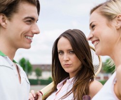 Atasi Rasa Cemburu Berlebihan Terhadap Pasangan