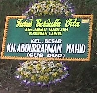 Kuburan Massal Digali, Kiriman Bunga dari Keluarga Gus Dur Datang