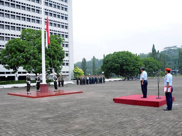Upacara Sumpah Pemuda di Mabes TNI