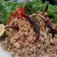 Salad Thailand Super Pedas Bikin Nendang!