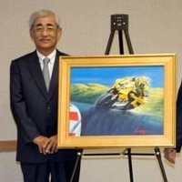 Mantan Bos Yamaha Dihadiahi Lukisan Valentino Rossi