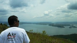 Menikmati Pesona Danau Sentani Dari Bukit Makatur, Merasakan Romantisme Mac Arthur 