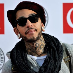Corat-coret Tembok Berlin, Travie McCoy Ditangkap Polisi