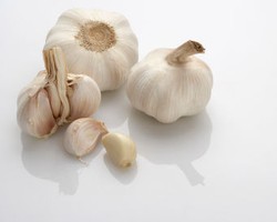 Khasiat Bawang Putih untuk Kerontokan Rambut