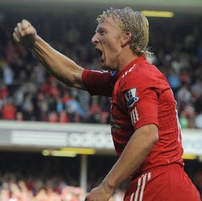 Kuyt Bisa Tampil Hadapi Chelsea