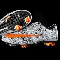 Mewahnya Sepatu Baru CR7