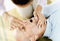 Cara Tepat Beri Napas Buatan pada Korban Henti Jantung