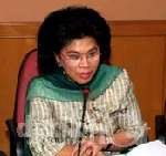 Linda Gumelar Boyong Srimulat, Jenguk Pengungsi Merapi