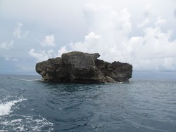 Serpihan Surga yang Jatuh ke Bumi