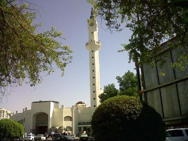 Mengunjungi Masjid Bilal