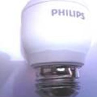 Ulir Lampu Philips Cacat atau Miring 