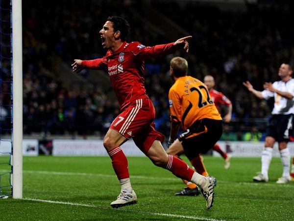 Liverpool Tinggalkan Zona Degradasi
