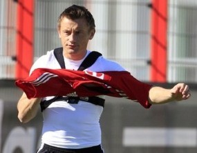 Olic Divonis Absen Enam Bulan