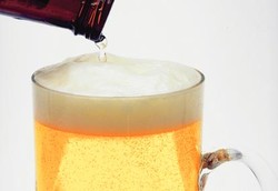 Alkohol Tiga Kali Lebih Bahaya dari Heroin